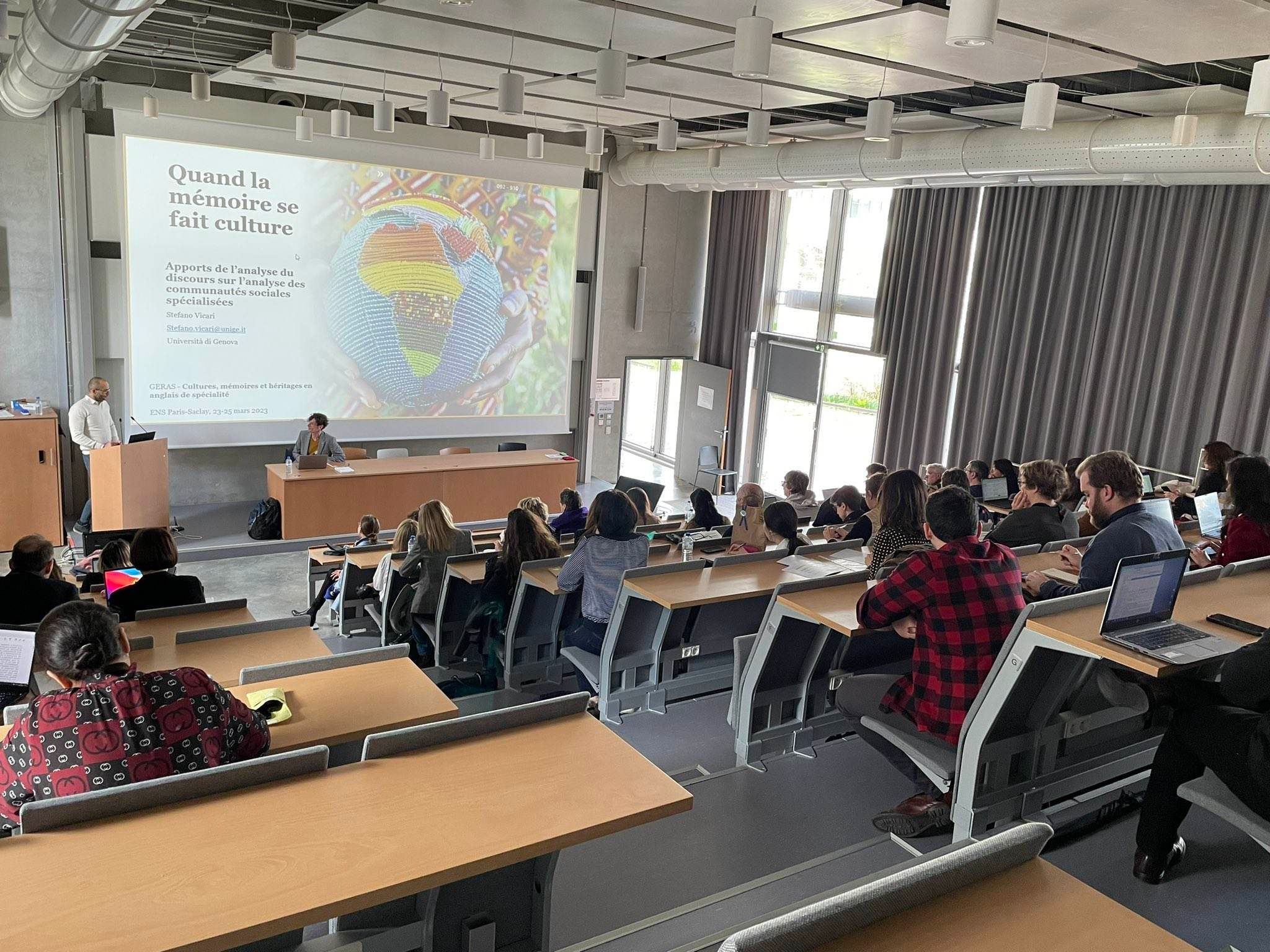 Confrence plnire dans l'amphithtre Dorothy Dodgkins (Crdits photos: @GERAS France)